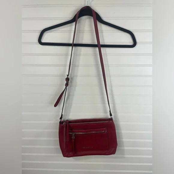 Dana Buchman Red Faux Leather Crossbody Bag with Adjustable Straps EUC - Picture 7 of 12